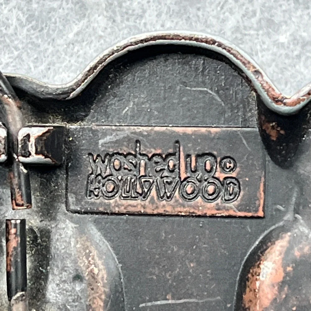 Washed Up Hollywood Skull Red Wings Belt Buckle +‎ Black Leather Belt Men's 36